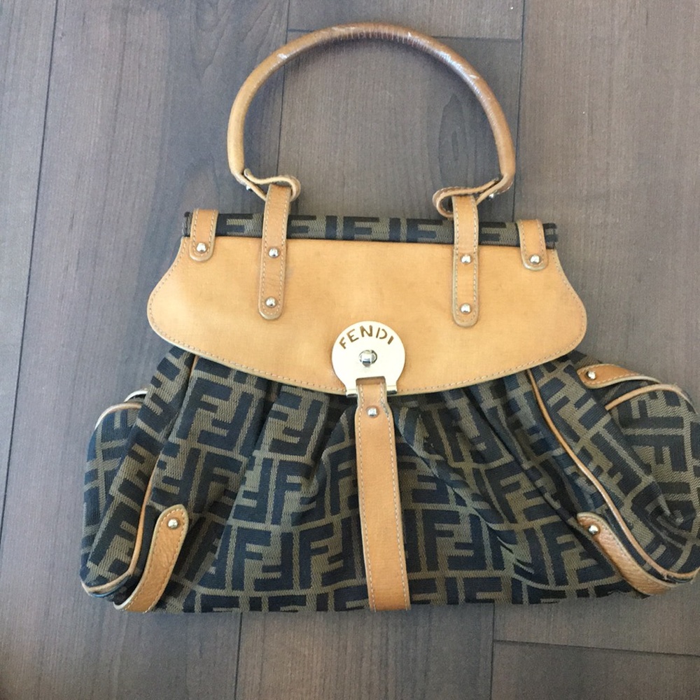 Fendi purse